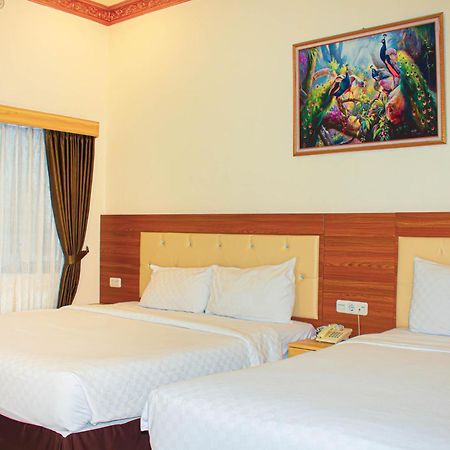Zamzam Hotel And Resort Batu  Buitenkant foto