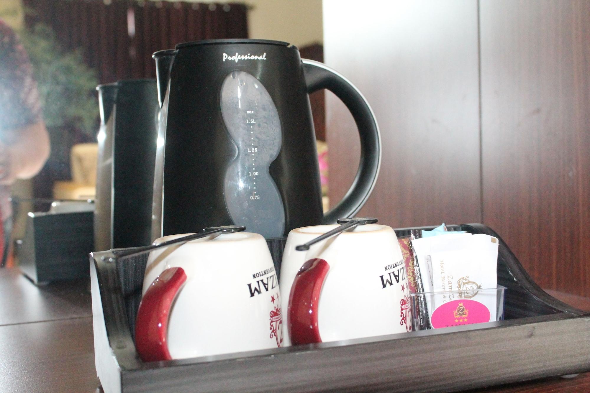Zamzam Hotel And Resort Batu  Buitenkant foto