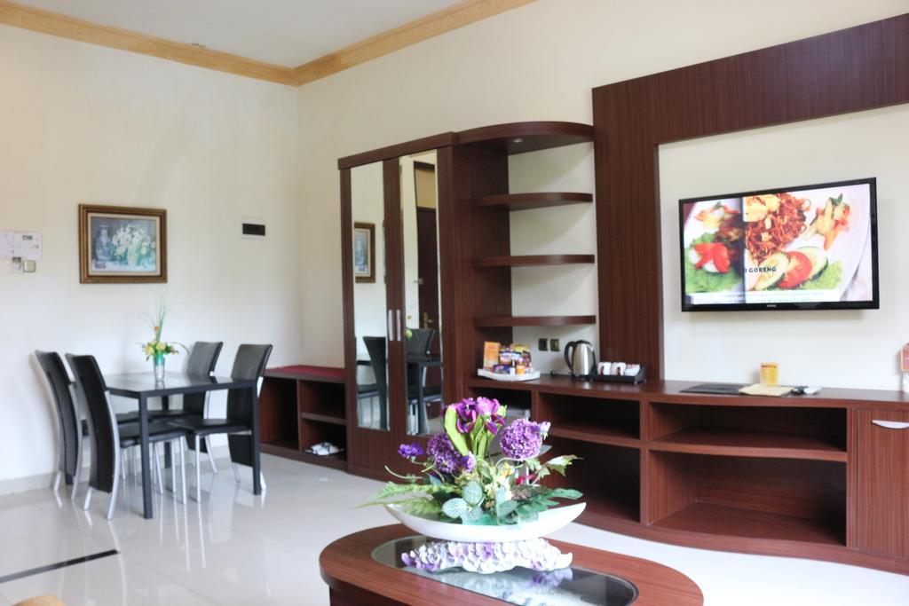 Zamzam Hotel And Resort Batu  Buitenkant foto