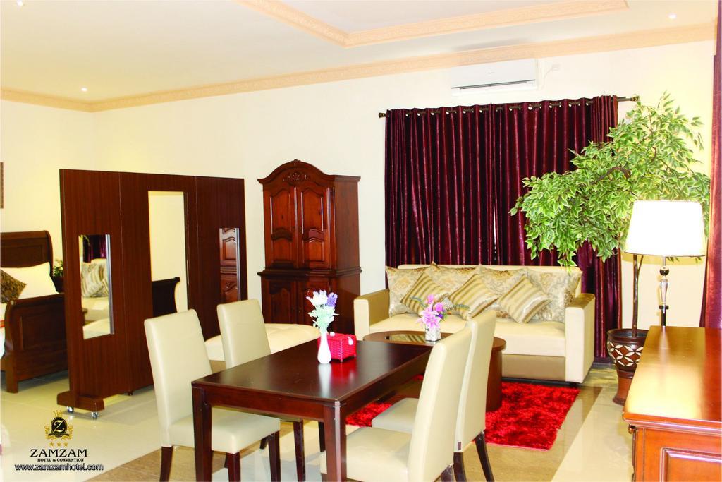 Zamzam Hotel And Resort Batu  Buitenkant foto