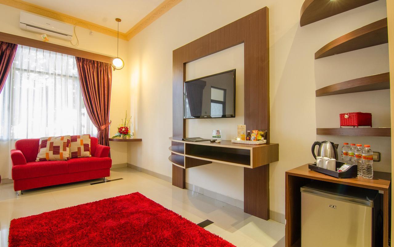 Zamzam Hotel And Resort Batu  Buitenkant foto
